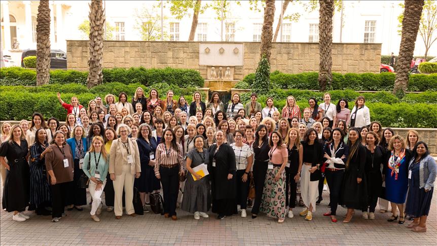 - EY Türkiye Girişimci Kadın Liderler Programı